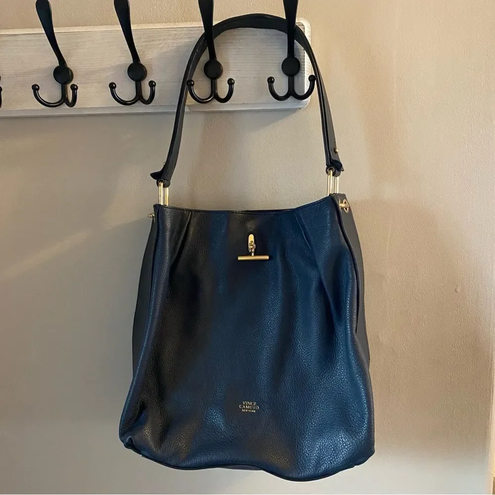 NWOT Vince Camuto Pia Hobo Bag